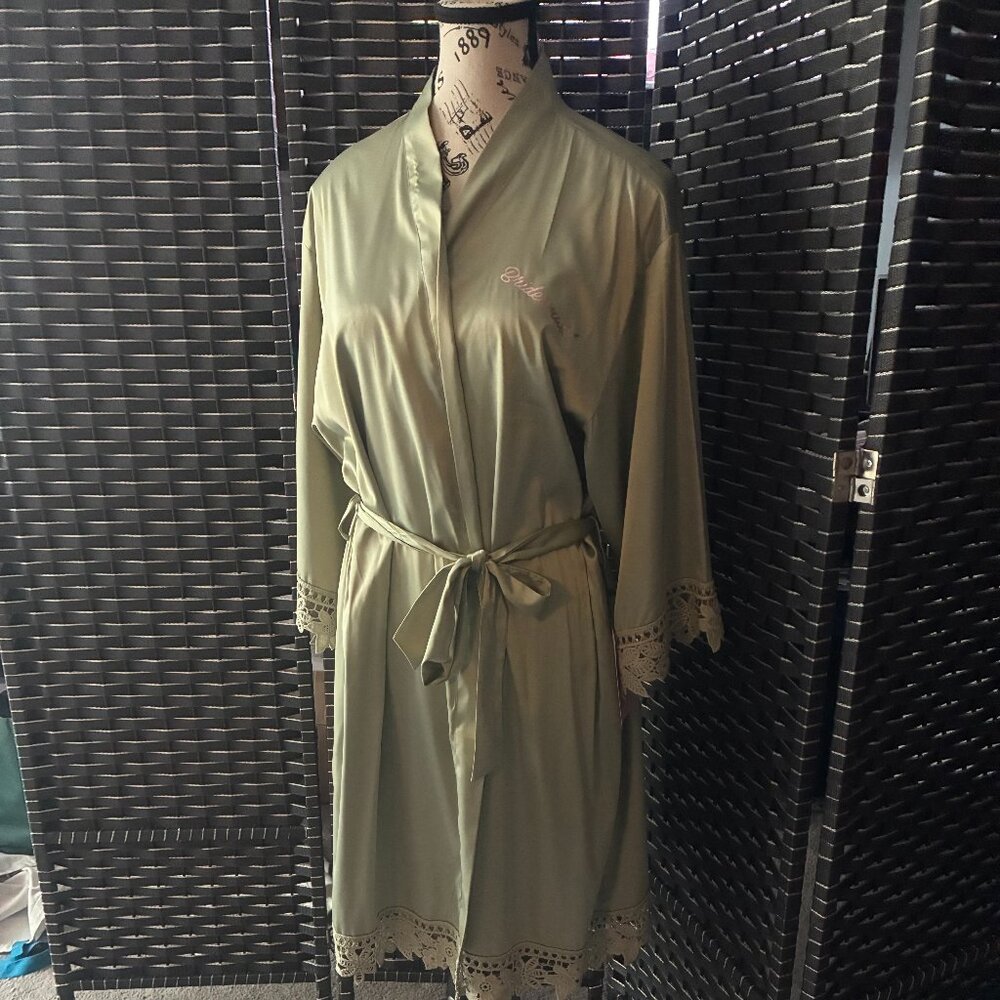 BRIDAL PARTY ROBES SILK & LACE
